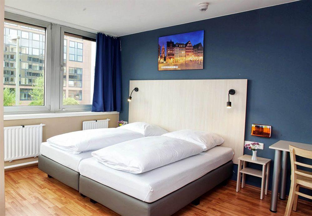 A&O Weimar Hotel Exterior photo